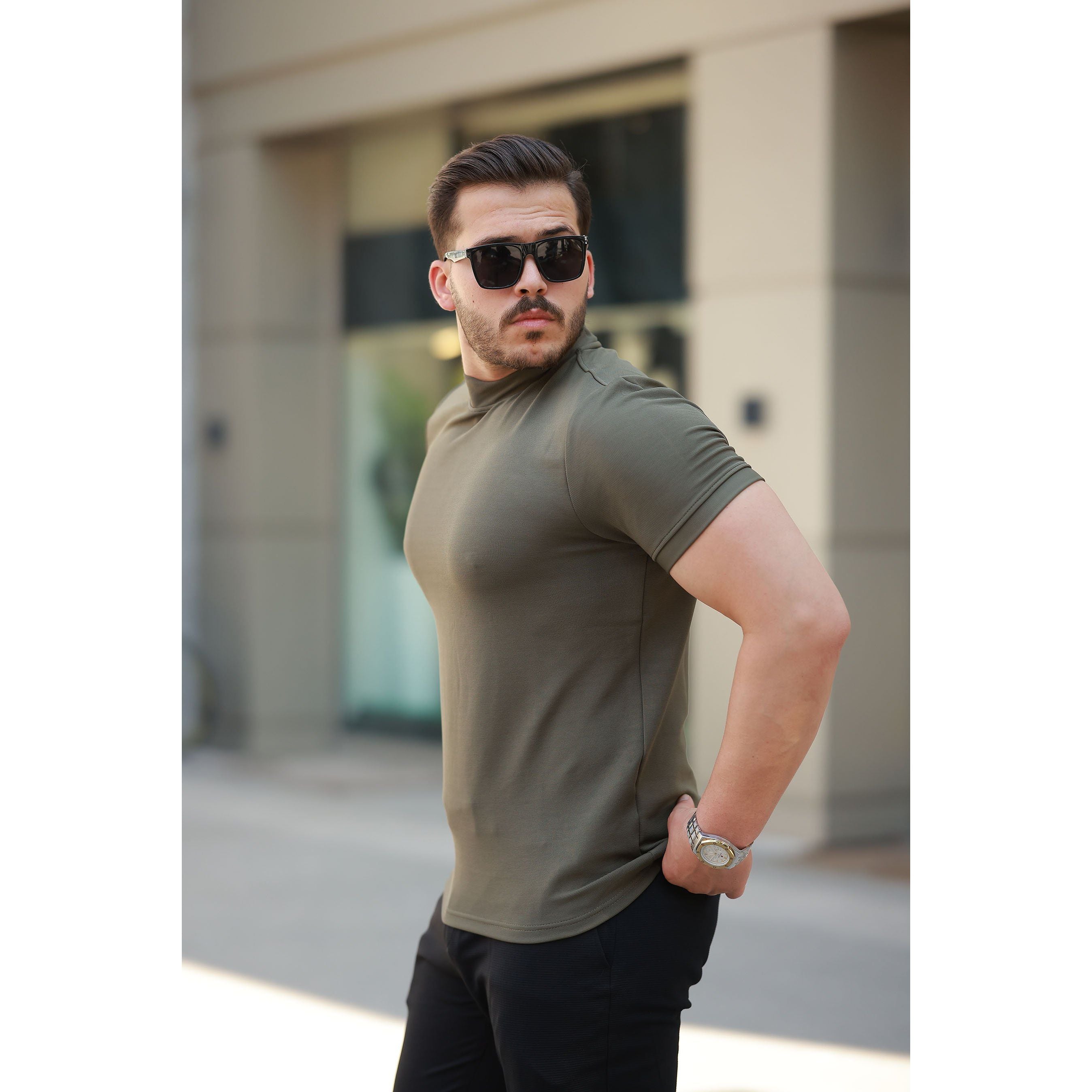 Erkek Yarım Balıkçı Yaka Kısa Kollu T-shirt