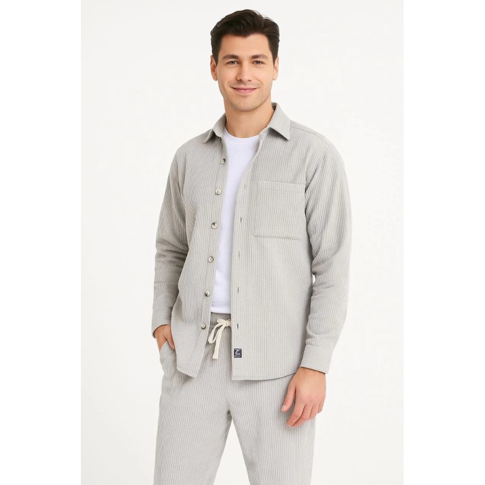 Erkek Kadife Oversize Takım – Gömlek Ve Pantolon İkili Set Füme Corduroy Şıklığı, Rahat Ve Zarif Duruş Yumuşak Dokulu Kadife Kumaş, Düğmeli Gömlek Üst Ve Lastikli Pantolon Alt Parça Ile Gün Boyu Konfor- Gri