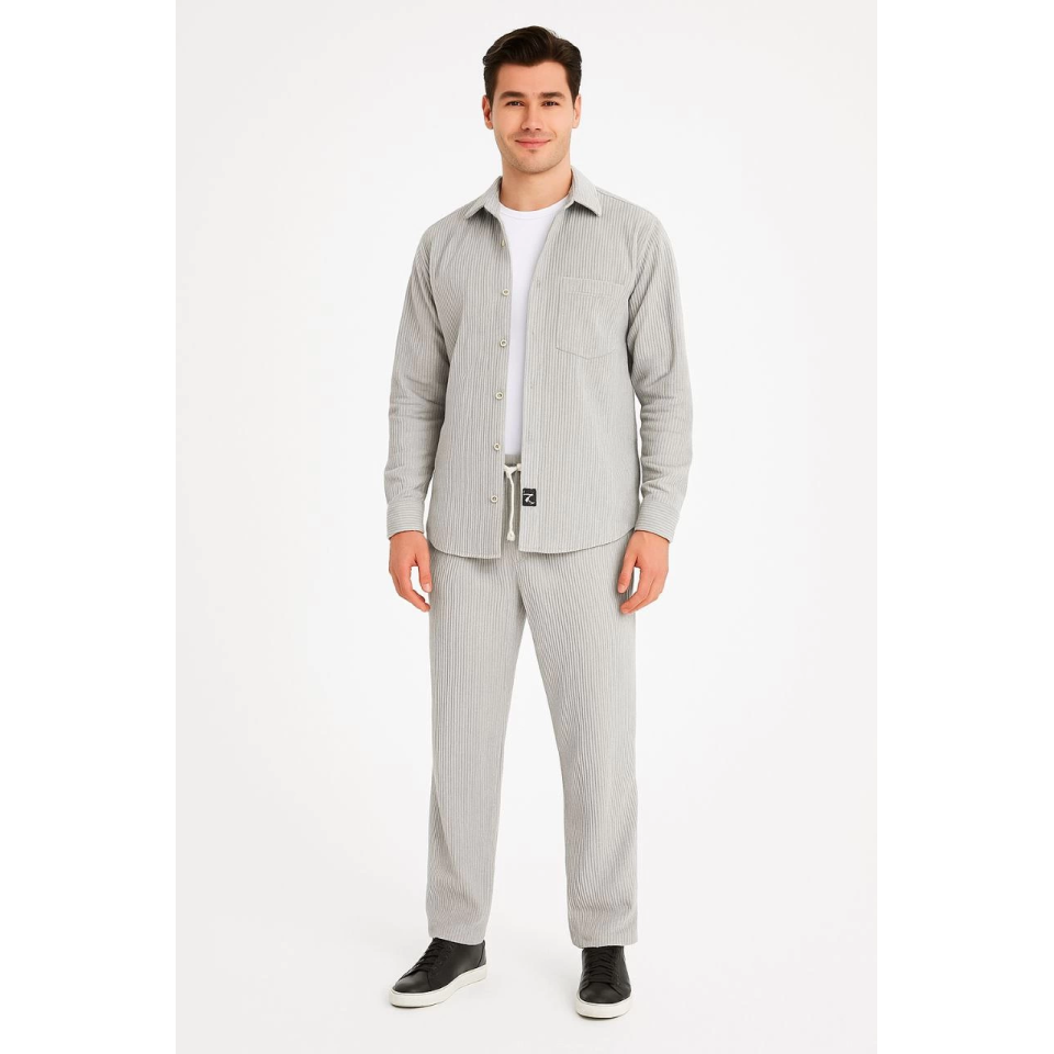 Erkek Kadife Oversize Takım – Gömlek Ve Pantolon İkili Set Füme Corduroy Şıklığı, Rahat Ve Zarif Duruş Yumuşak Dokulu Kadife Kumaş, Düğmeli Gömlek Üst Ve Lastikli Pantolon Alt Parça Ile Gün Boyu Konfor- Gri