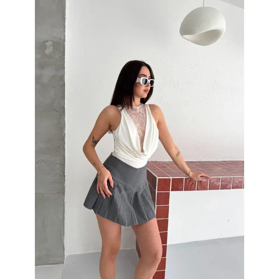 Dantel Detaylı Derin Dekolte Body Şık Kolsuz Yazlık Bodysuit - Beyaz