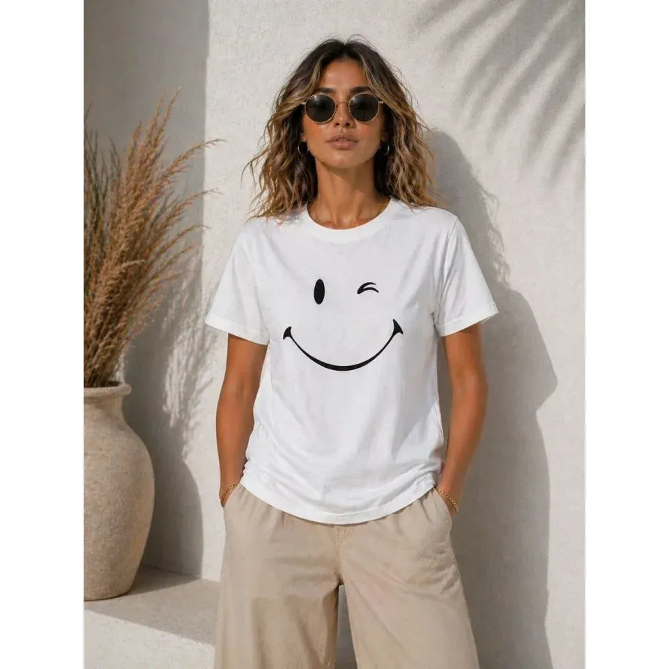 Minimal Gülümseyen Yüz Baskılı Tişört Kısa Kol Yazlık T-Shirt - Beyaz
