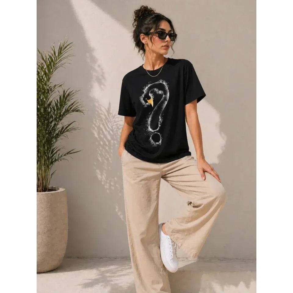 Kuğu Figürlü Soru İşareti Baskılı Tişört Kısa Kol T-Shirt - Siyah