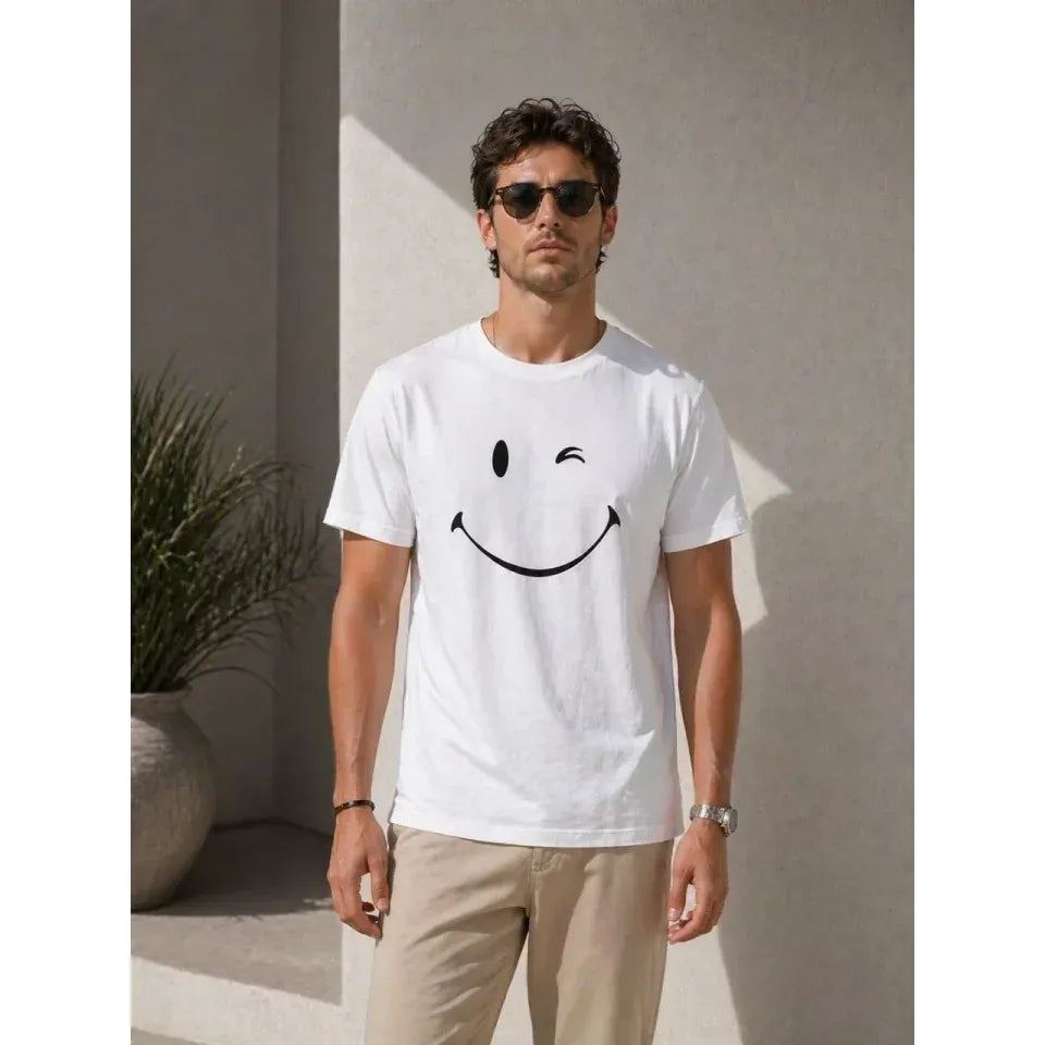 Erkek Minimal Gülümseyen Yüz Baskılı Tişört Kısa Kol Yazlık T-Shirt - Beyaz