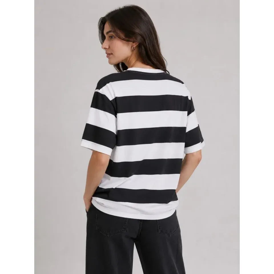 Çizgili Oversize Tişört Bisiklet Yaka Kısa Kol Yazlık T-Shirt - Siyah