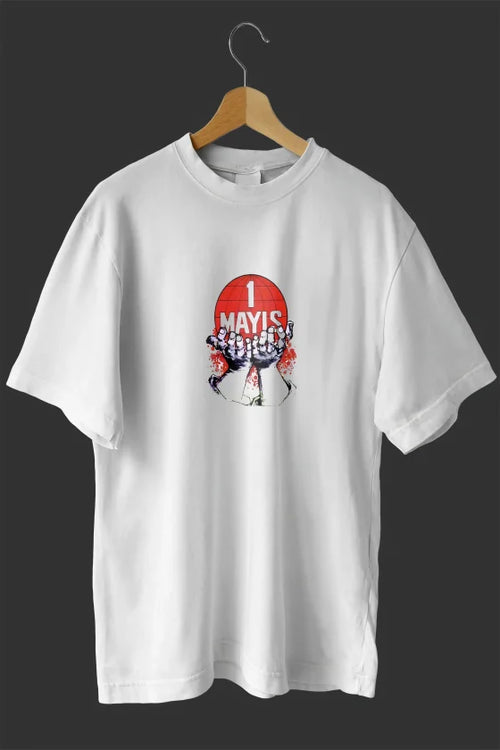 1 Mayıs Emek Ve Dayanışma Günü Baskılı Oversize Bisiklet Yaka T-shirt - Beyaz